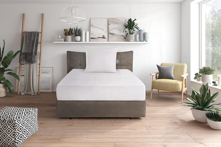 Pernă de puf Traumnacht comfort cu umplutură de puf de înaltă calitate și capac rezistent la puf din bumbac 100%, certificat Oeko-Tex, 80 X 80 cm, produs în conformitate cu standardul de calitate german